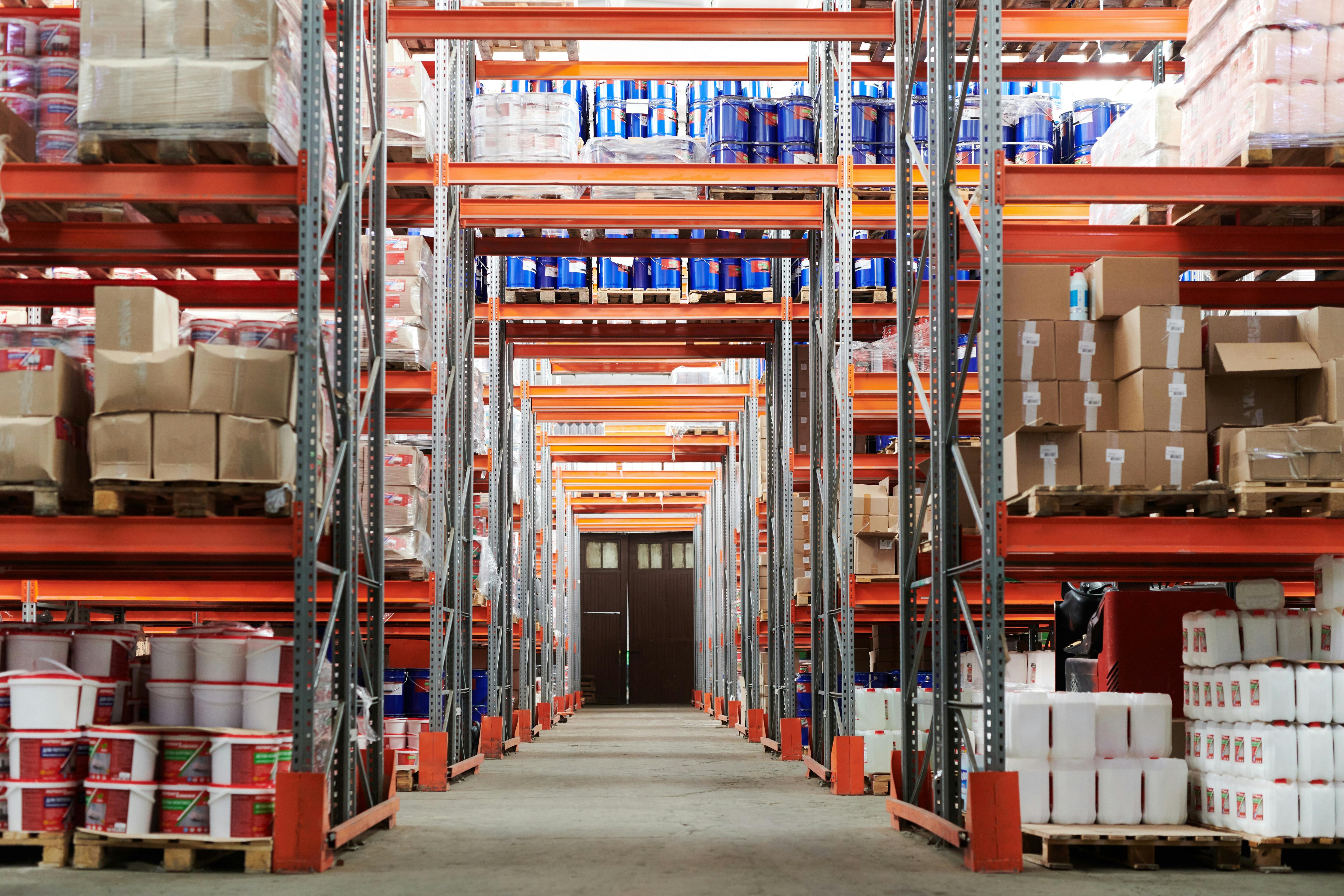 Entrepôt de FBA Prep Solution dédié à la logistique Amazon FBA en France